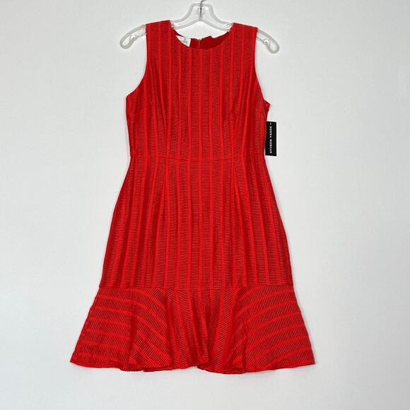 Donna Morgan Textured Trumpet Hem Sheath Dress Red Womens Size 6 - Picture 2 of 10